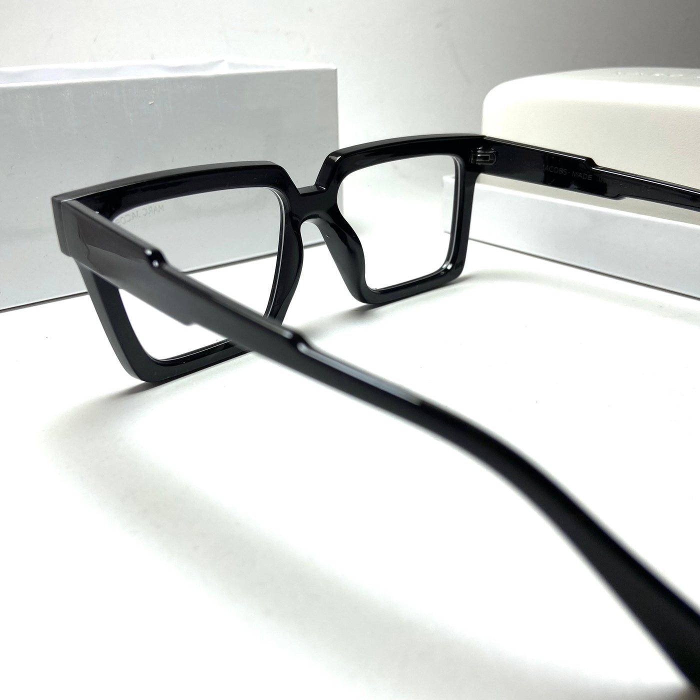 Marc Jacob Square - Black