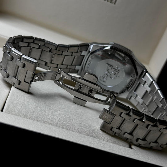 Audemars Piguet Classic Royal Oak - Silver White - Giiz store