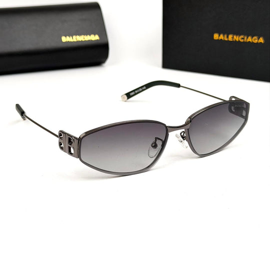 Balenciaga Narrow Oval BB0335S - Black Gradient - Giiz store