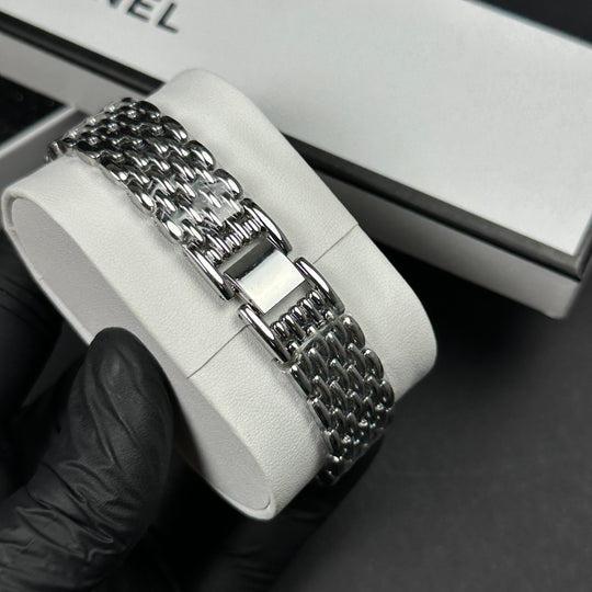 Chanel Crystal Round – Silver Black - Giiz store