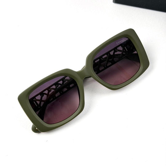 Chanel Sculpted Square - Green Rose - Giiz store