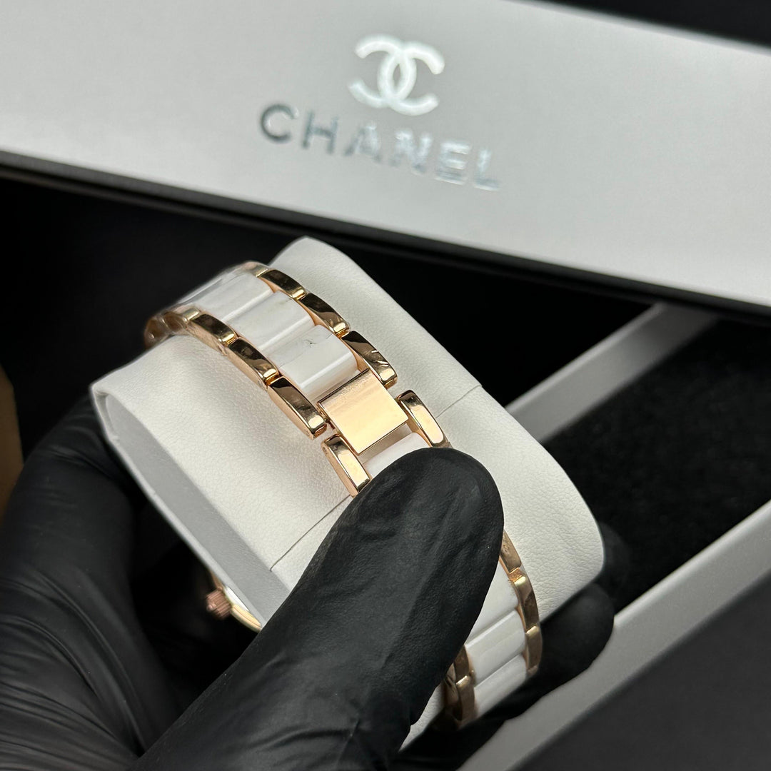 Chanel CC Crystal – Rose Gold White