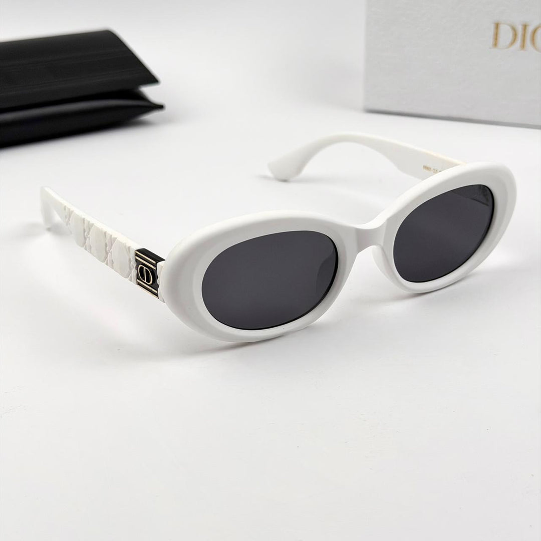 Dior Bold Oval - White - Giiz store