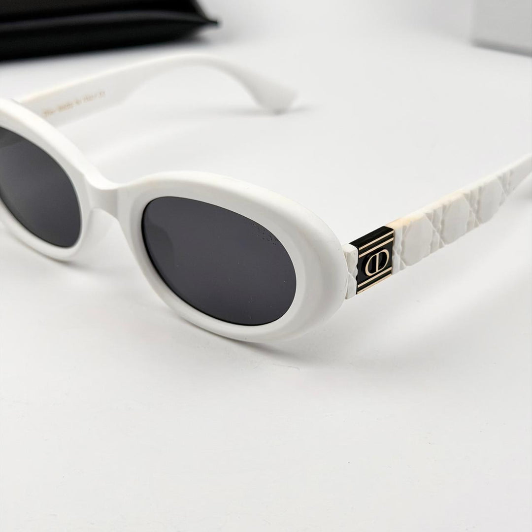 Dior Bold Oval - White - Giiz store