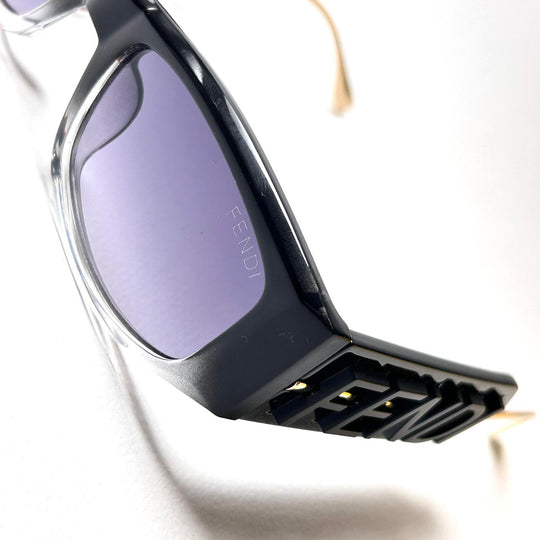 Fendi Oval FE40120I - Black Purple - Giiz store