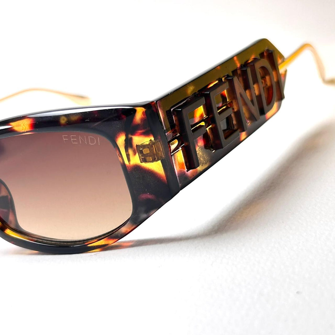 Fendi Oval FE40120I - Tigerl - Giiz store