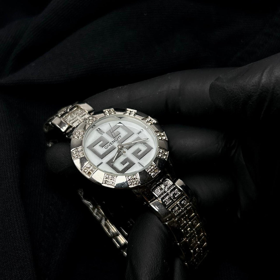 Givenchy 4G Logo Diamond – Mono - Giiz store