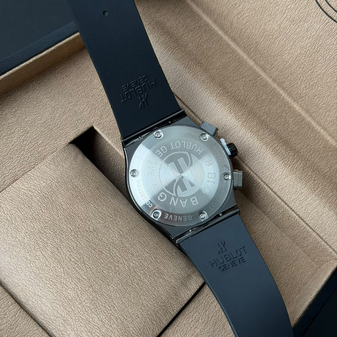 Hublot Classic Fusion Chronograph – Arctic White Edition - Giiz store