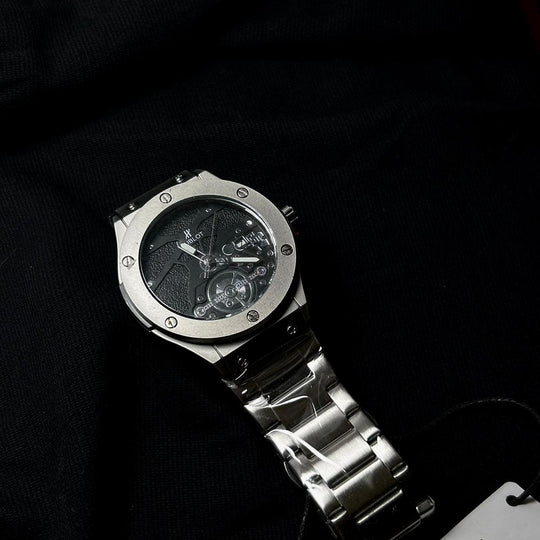 Hublot Classic Fusion Skeleton Homage – Black - Giiz store