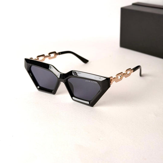 Louis Vuitton Chain Link Hexagon – Gloss Black - Giiz store