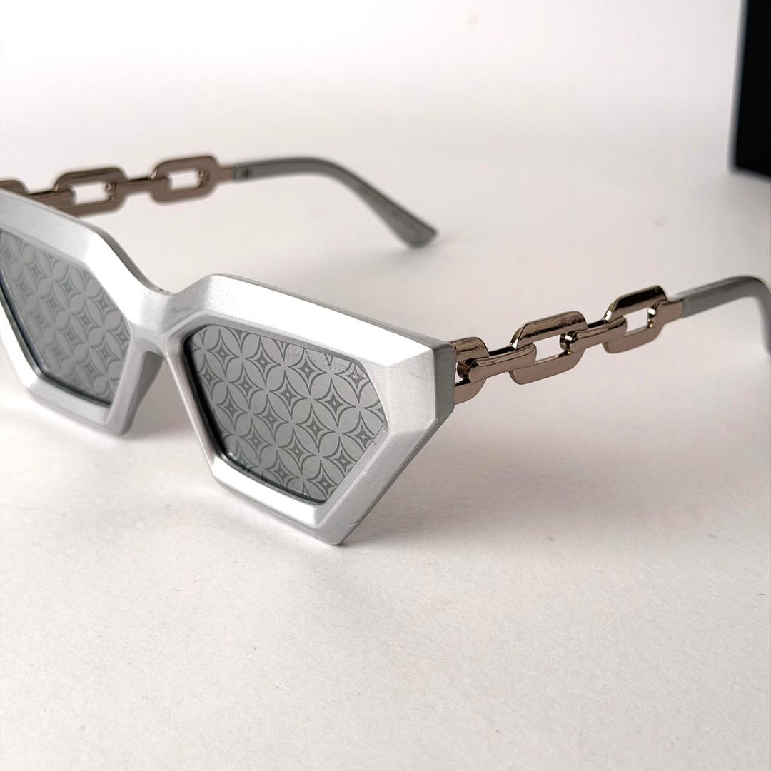 Louis Vuitton Chain Link Hexagon – Matte Silver Monogram - Giiz store
