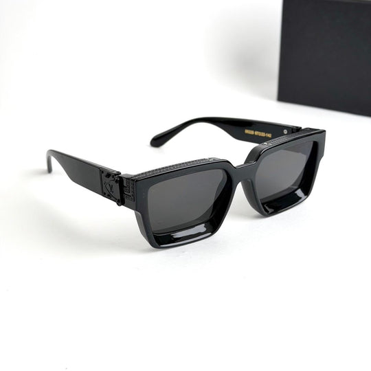 Louis Vuitton Millionaires – Glossy Black / Black Hardware - Giiz store