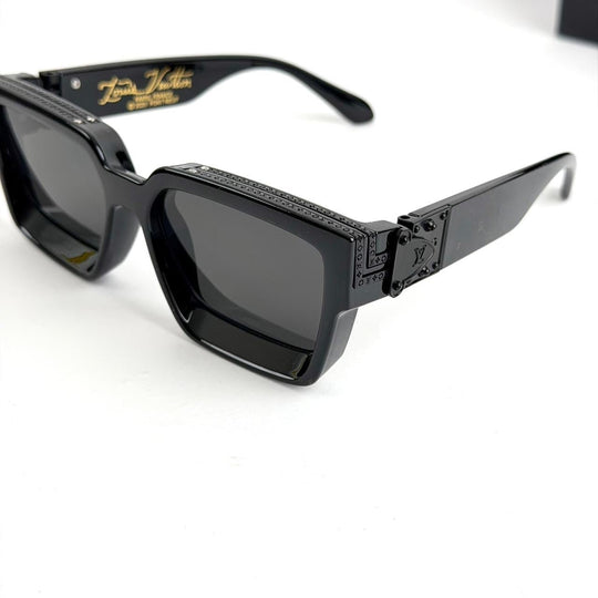 Louis Vuitton Millionaires – Glossy Black / Black Hardware - Giiz store