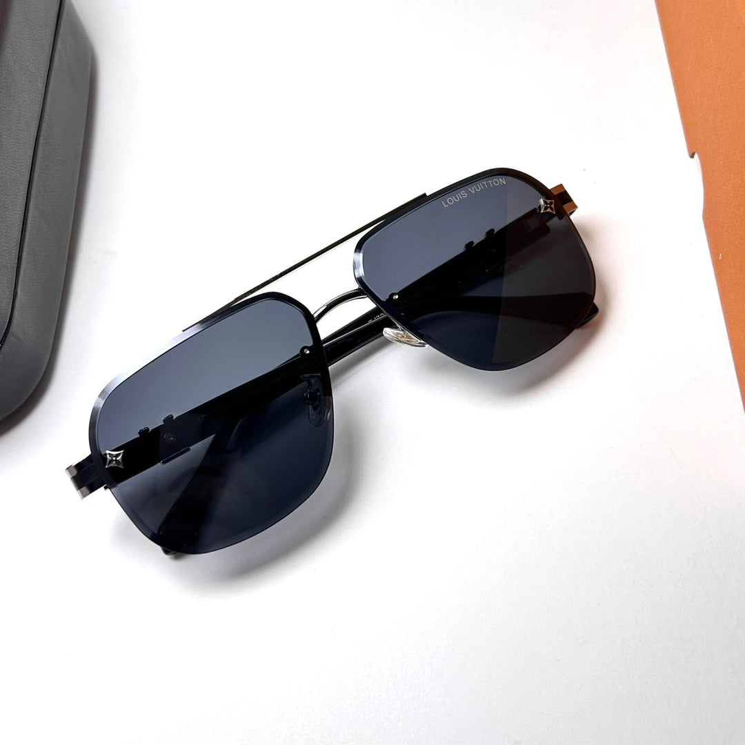 Louis Vuitton Monogram Edge - Black - Giiz store