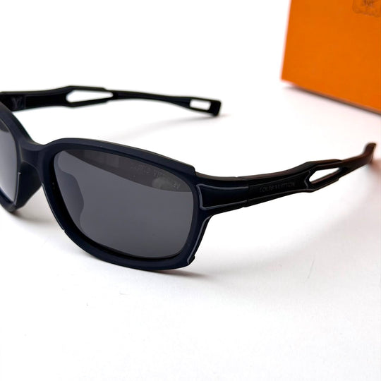 LOUIS VUITTON Sport Wrap – Matte Black Smoke - Giiz store