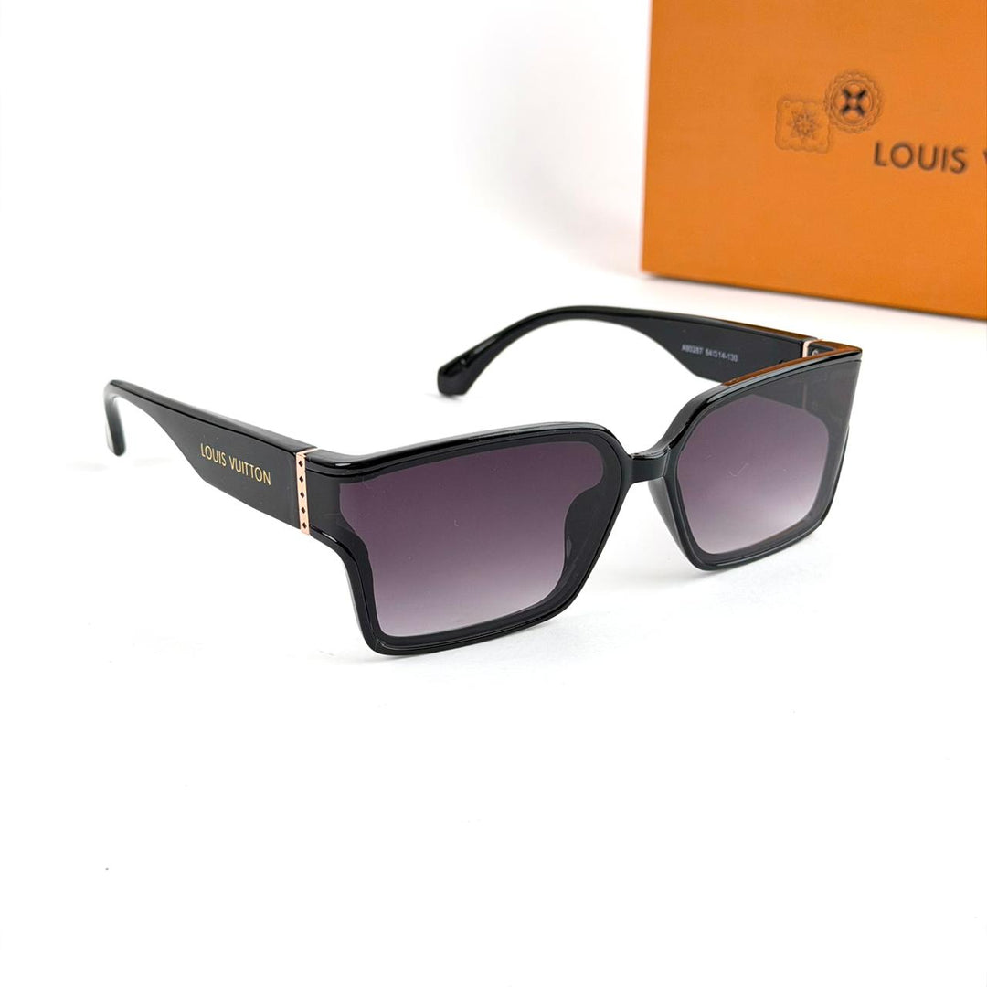 Louis Vuitton Square Classic – Black - Giiz store
