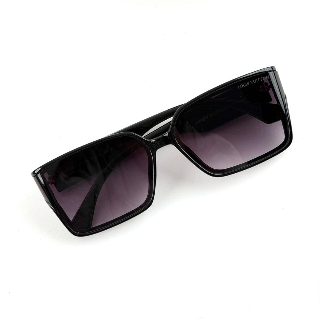 Louis Vuitton Square Classic – Black - Giiz store