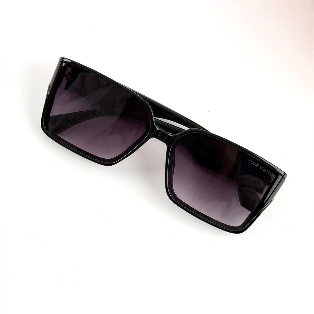 Louis Vuitton Square Classic – Black - Giiz store