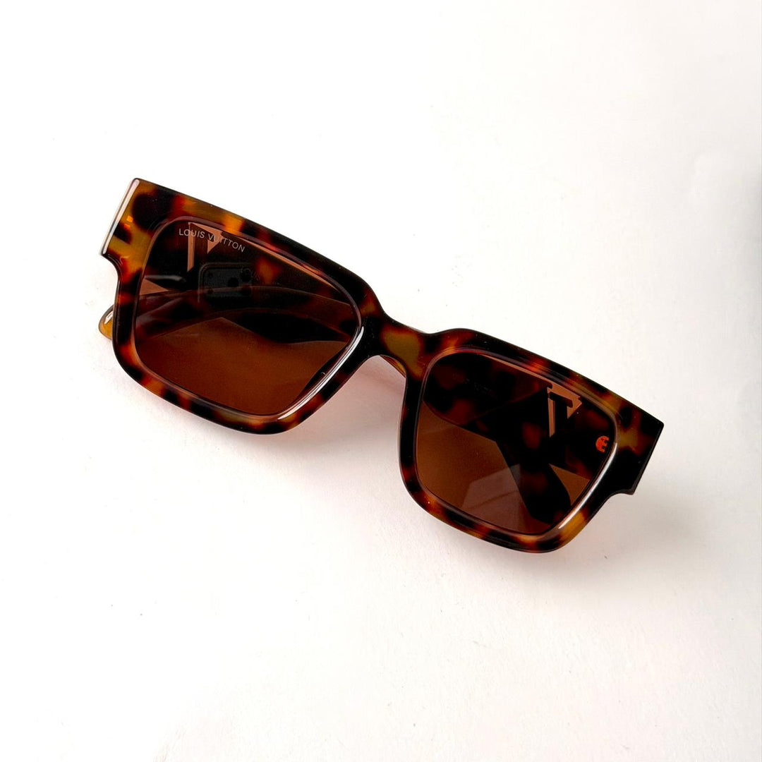Louis Vuitton Tortoise Square – Brown - Giiz store