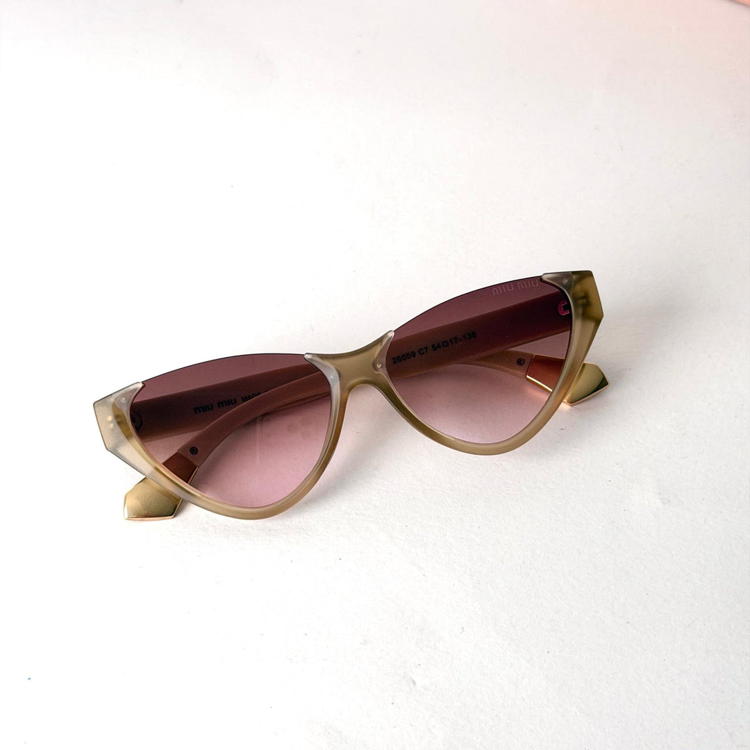 Miu Miu Cat-Eye – Pink Gradient - Giiz store
