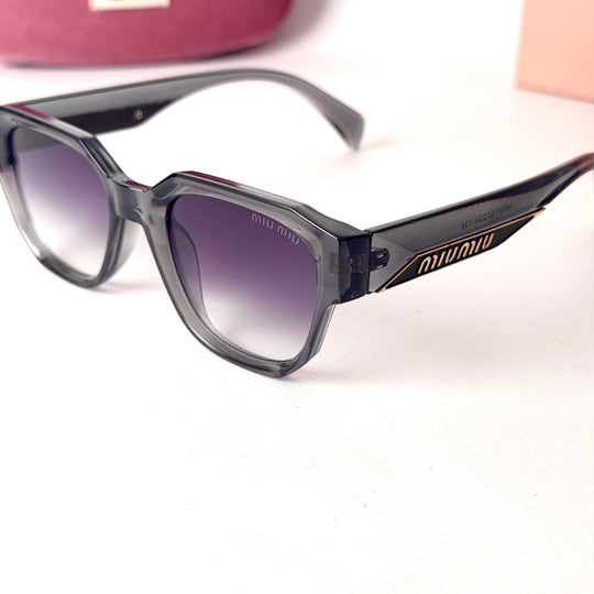 Miu Miu Geometric Square – Crystal Grey - Giiz store