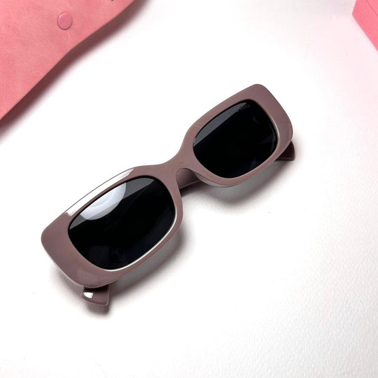 Miu Miu Glimpse Rectangle - Burgundy - Giiz store