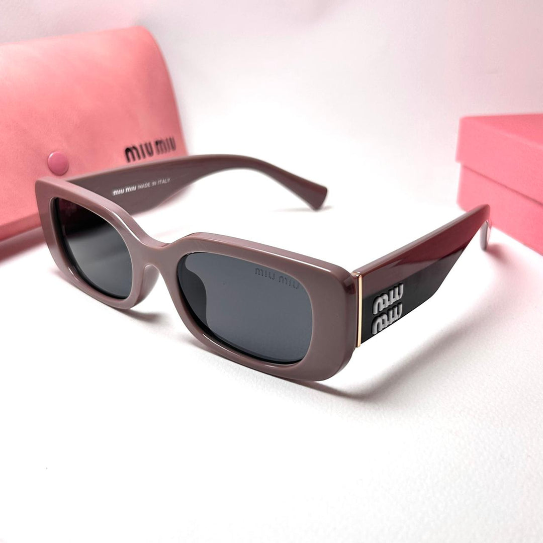 Miu Miu Glimpse Rectangle - Burgundy - Giiz store