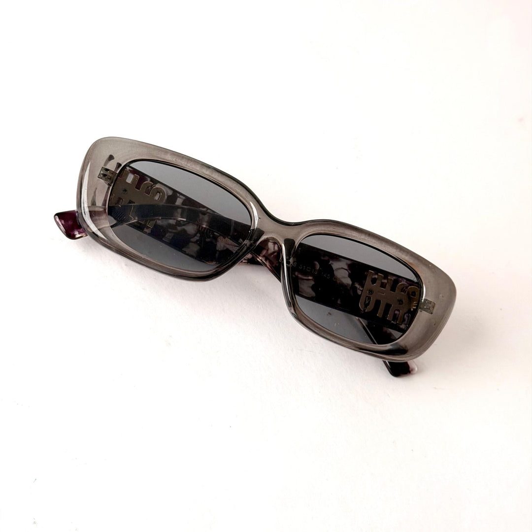 Miu Miu Logo Rectangle – Crystal Smoke - Giiz store