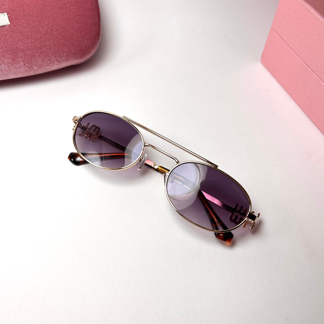 Miu Miu Logo - Violet Gradient - Giiz store
