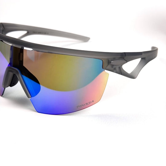 Oakley Sport Shield – Dark Grey Multicolor Mirror - Giiz store