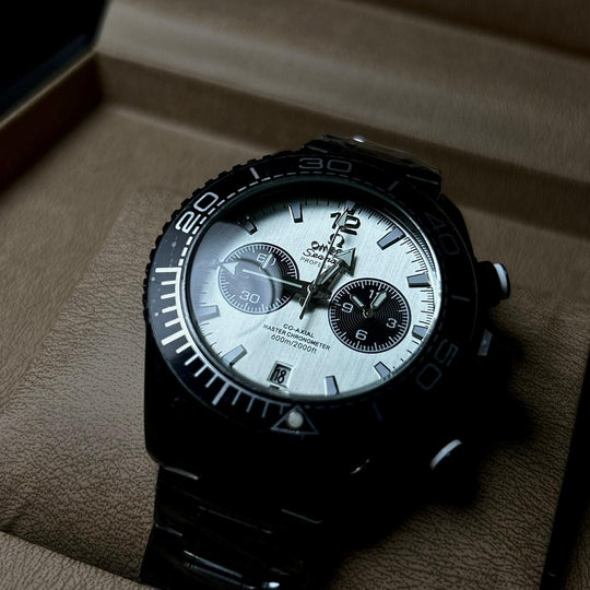 Omega Seamaster Co - Axial Master Chronometer – Black White - Giiz store