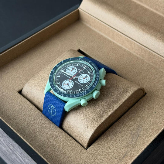 Omega × Swatch MoonSwatch – Mission on Earth Polar Blue Edition - Giiz store