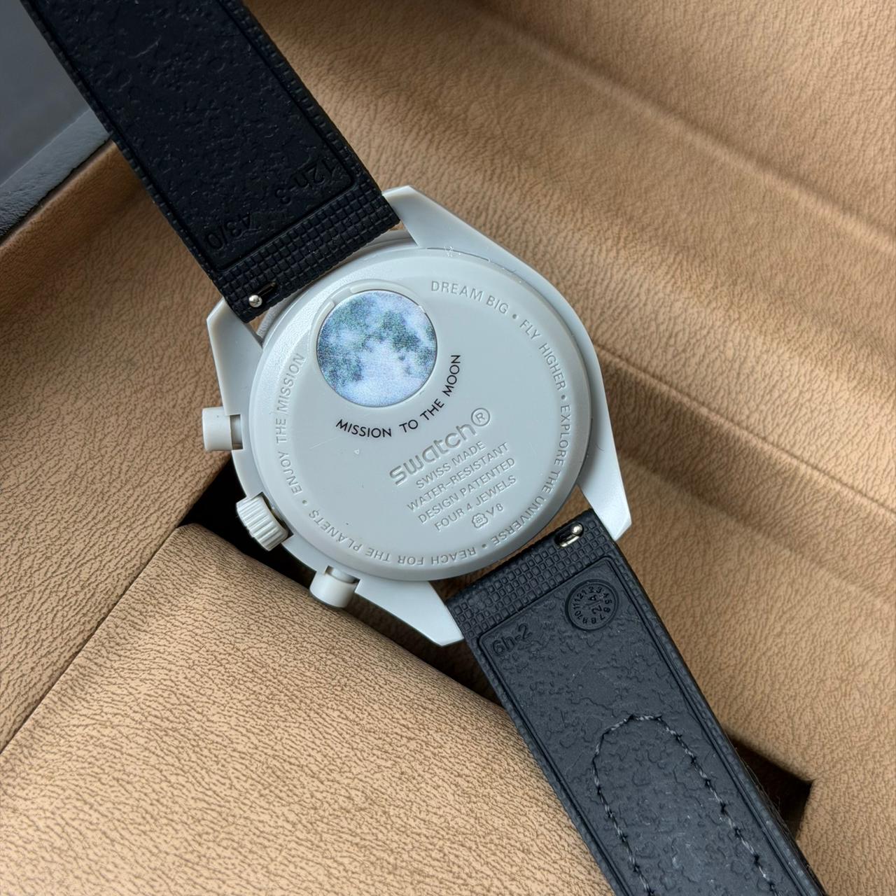 Omega × Swatch MoonSwatch – Mission to the Moon Classic Edition