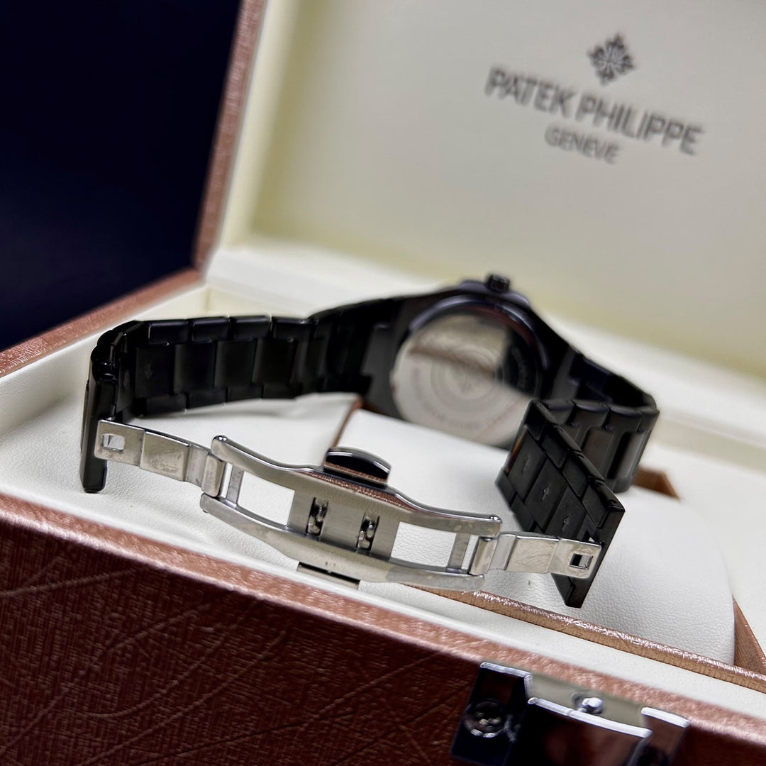 Patek Philippe Nautilus 5711 – Black - Giiz store