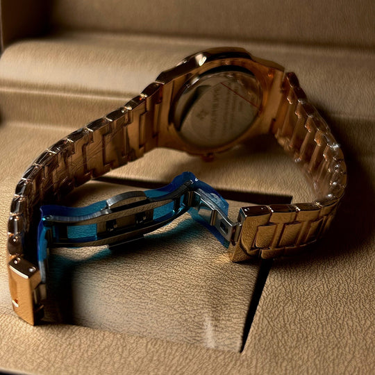 Patek Philippe Nautilus For Her - Rose Gold White - Giiz store