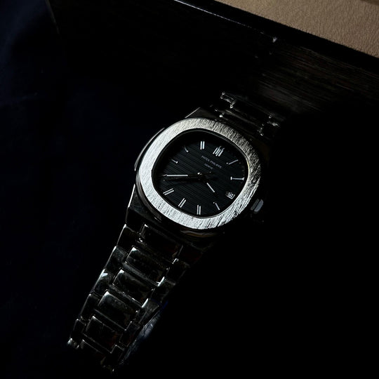 Patek Philippe Nautilus For Her - Silver Black - Giiz store