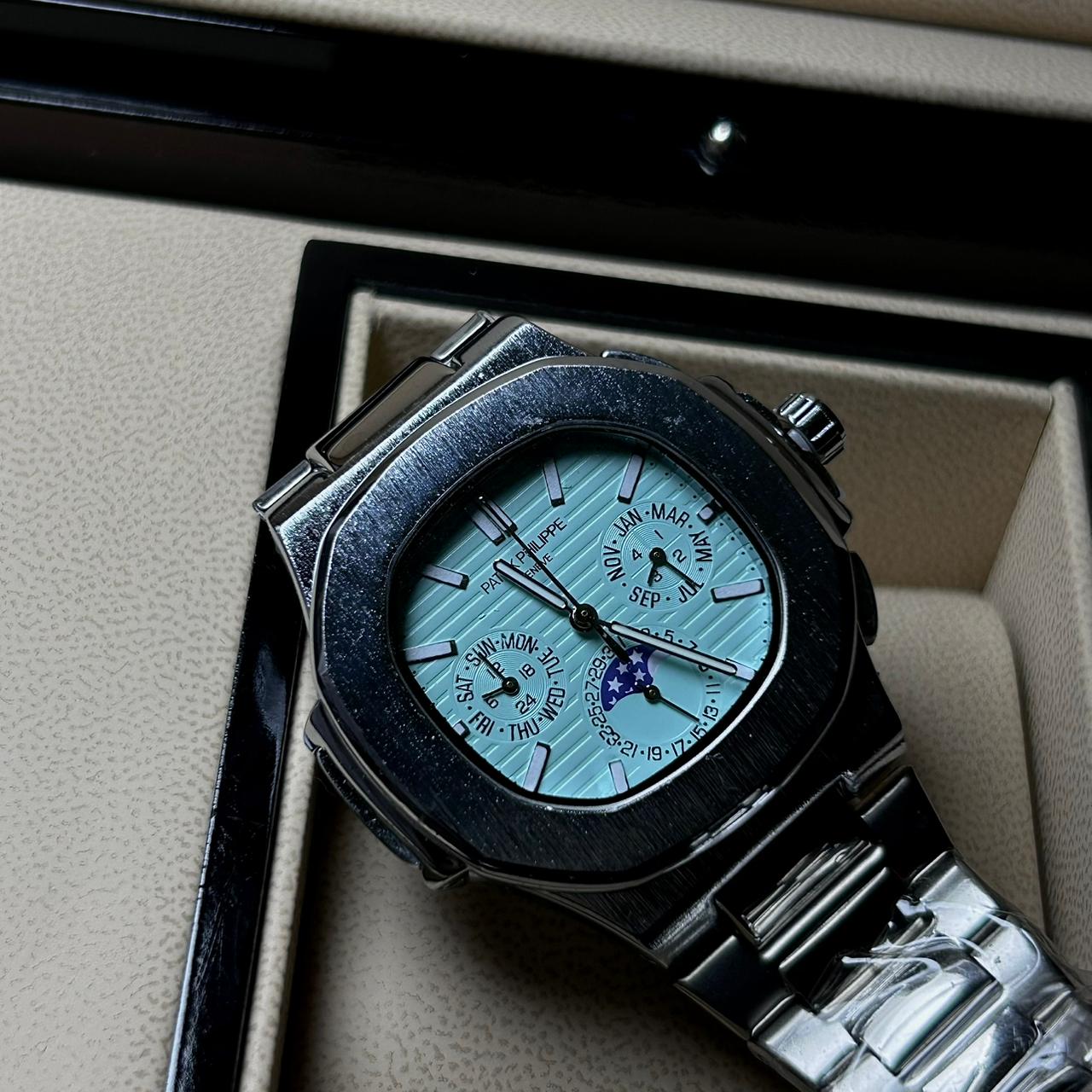 Patek Philippe Nautilus Moonphase – Ice Blue Steel Edition - Giiz