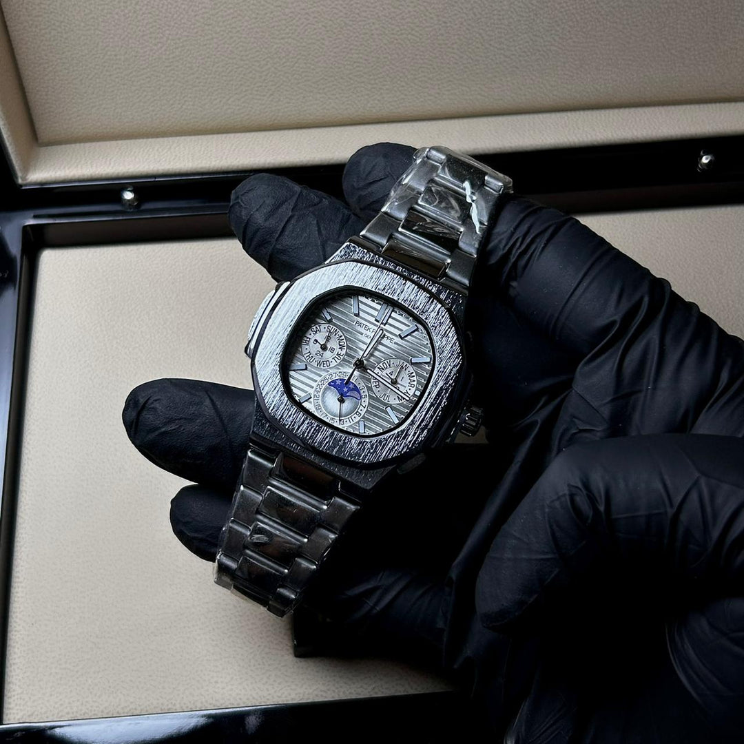 Patek Philippe Nautilus Moonphase – Silver Steel Edition - Giiz store