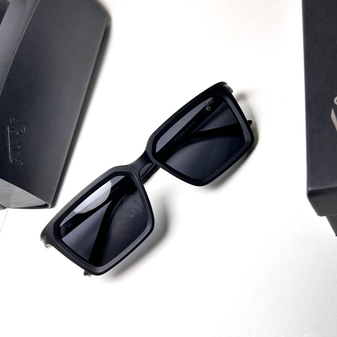 Persol Polarized Square PO3363S - Black Matte - Giiz store