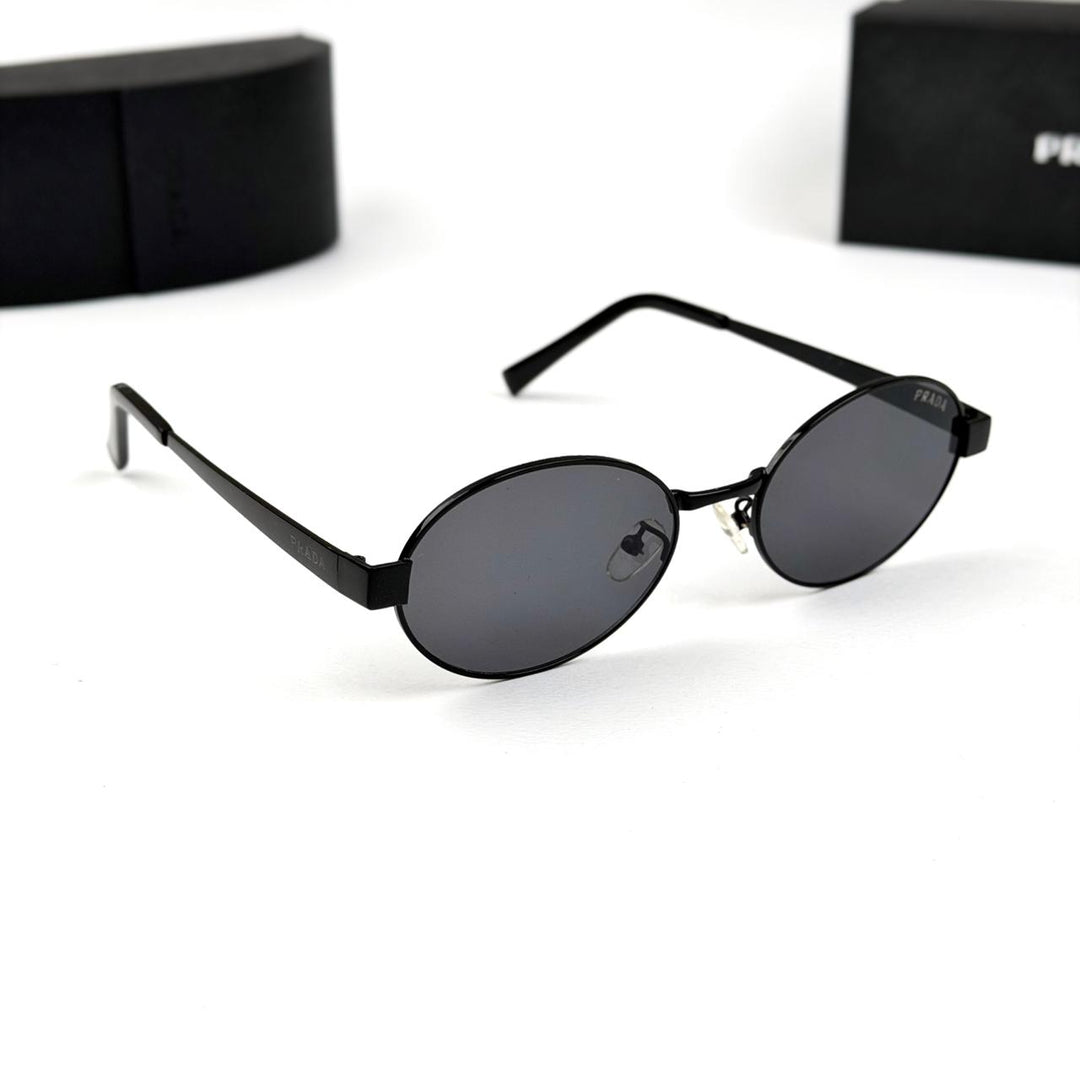 Prada Classic Oval - Black - Giiz store