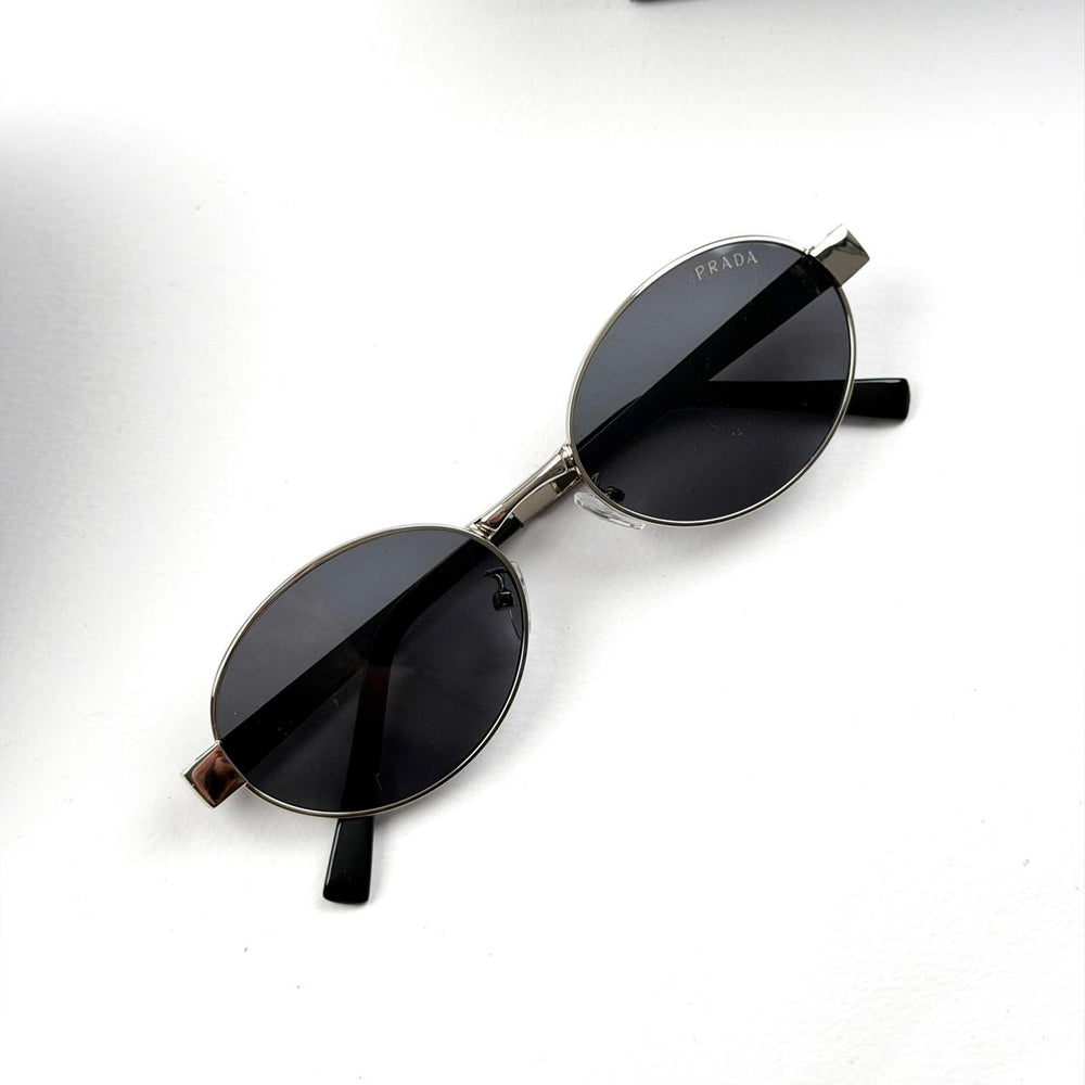 Prada Classic Oval - Silver Black - Giiz store