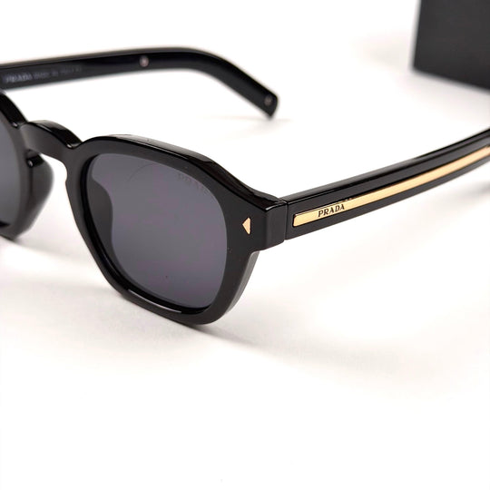 Prada PR A16SD - Black - Giiz store