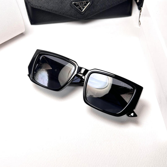Prada Reactangular PR09ZS - Black - Giiz store