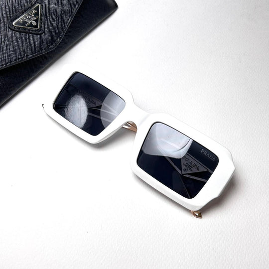 Prada Rectangle PRa07s Design - White - Giiz store