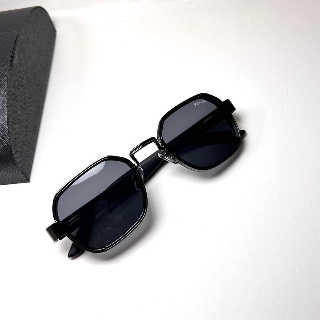 Prada Strato PS T098 - Black - Giiz store