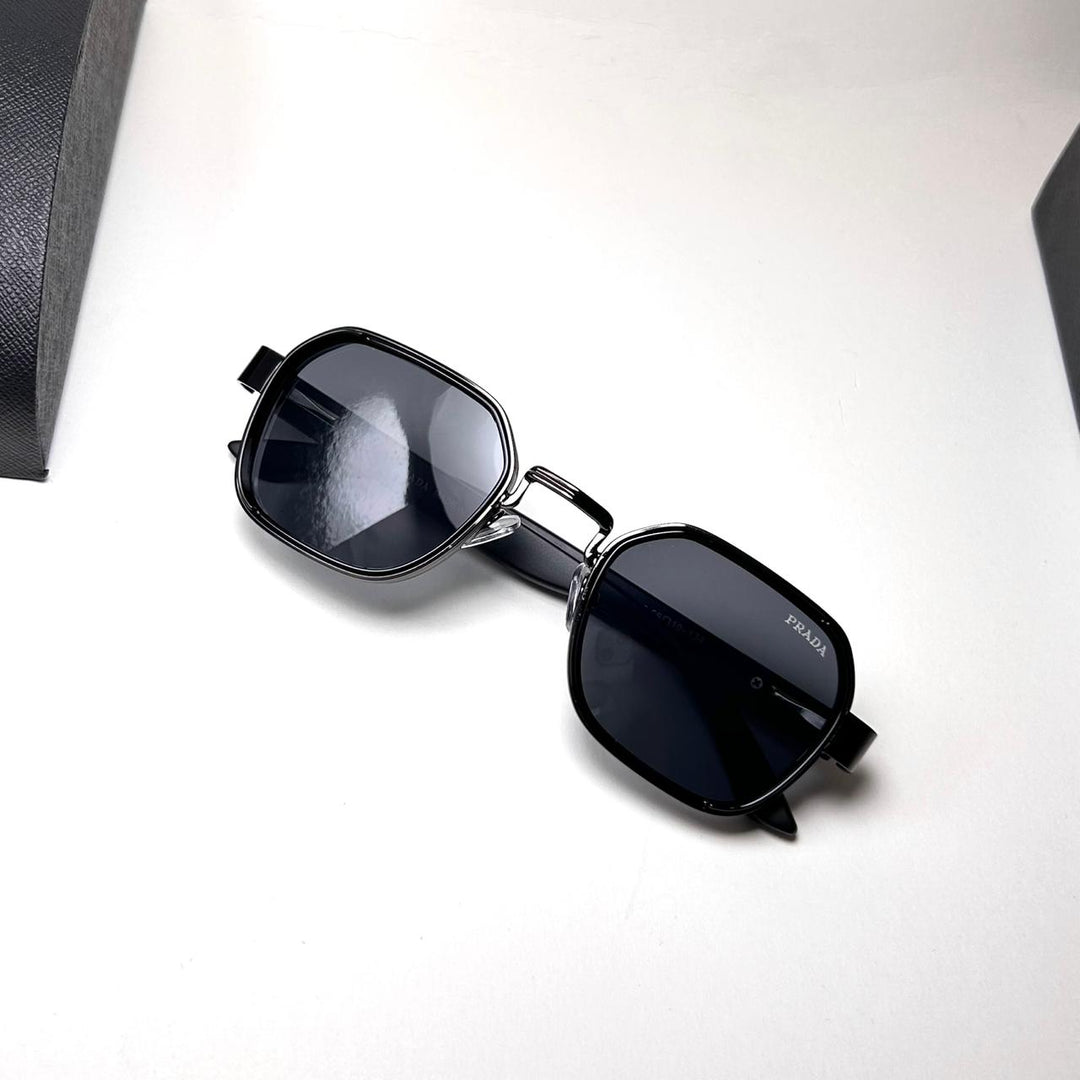 Prada Strato PS T098 - Black - Giiz store