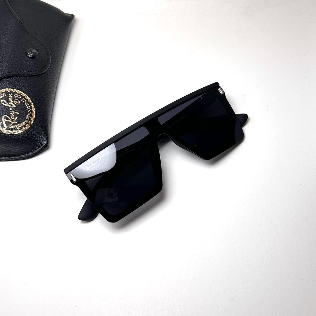 Ray Ban Shield RB4392N - Black - Giiz store