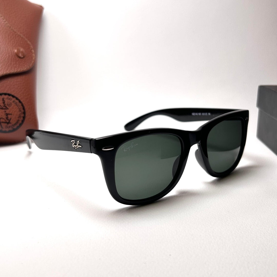 Ray Ban Wayfarer RB2140 - Gloss Black.