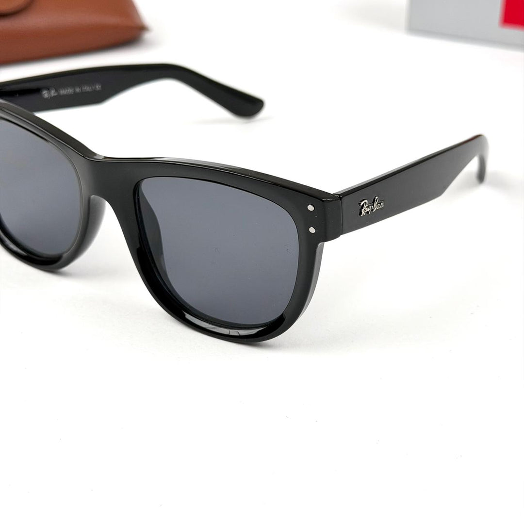 Ray Ban Wayfarer Reverse RB0707S - Black - Giiz store