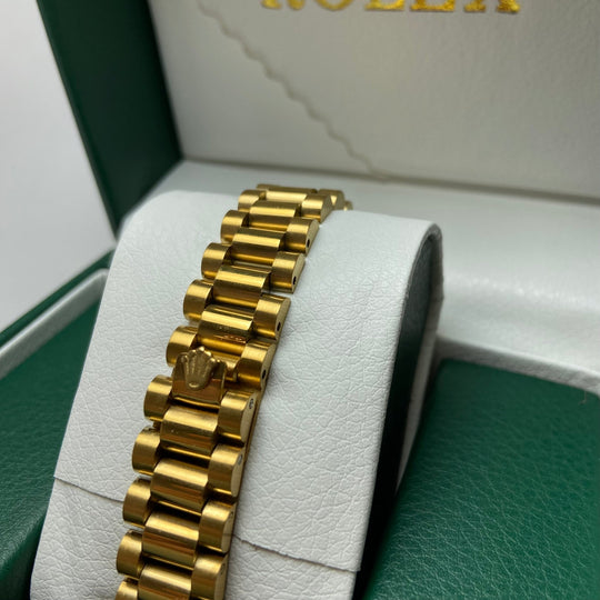 Rolex Date Just For Her - Gold - Tone with Textured Dial - Giiz store